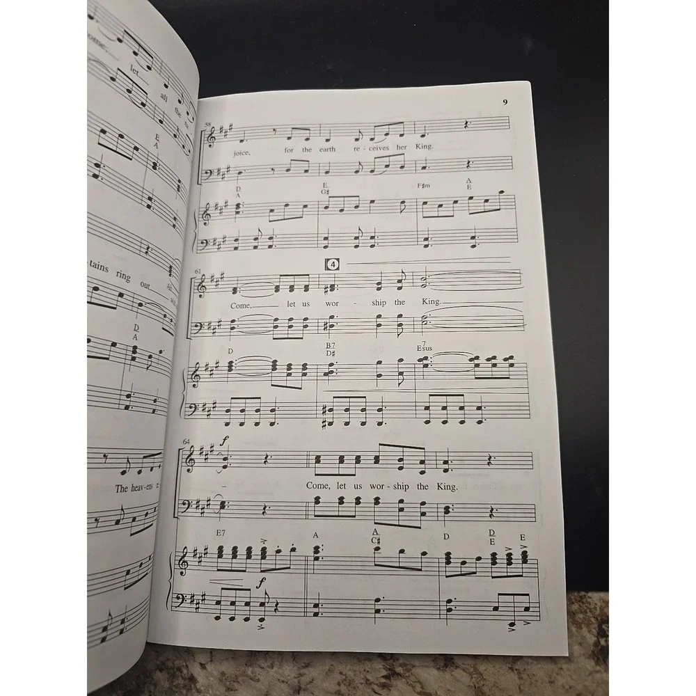 Come, Let Us Worship the King: A Ready to Sing Christmas SATB by Russell Mauldin